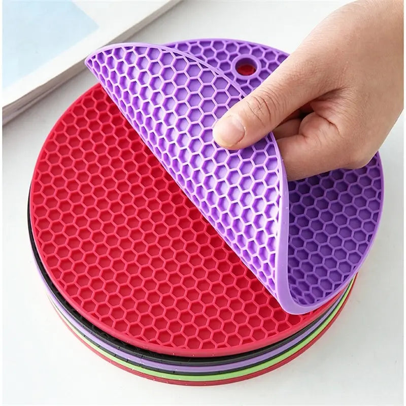 Round Heat-Resistant Silicone Mat Coasters – Non-Slip Pot Holders