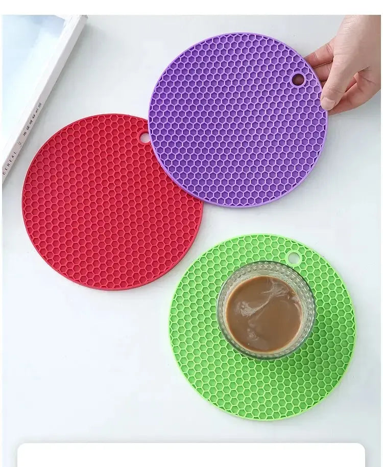 Round Heat-Resistant Silicone Mat Coasters – Non-Slip Pot Holders