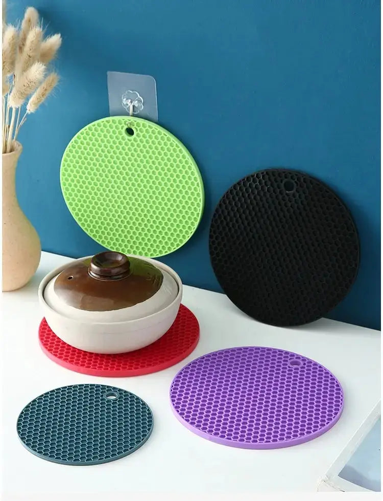 Round Heat-Resistant Silicone Mat Coasters – Non-Slip Pot Holders