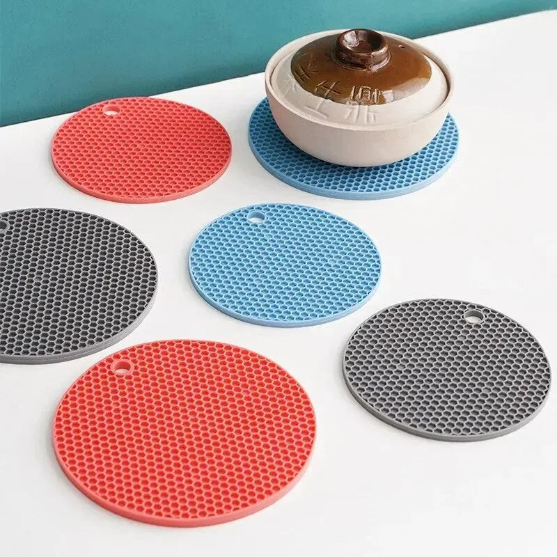 Round Heat-Resistant Silicone Mat Coasters – Non-Slip Pot Holders
